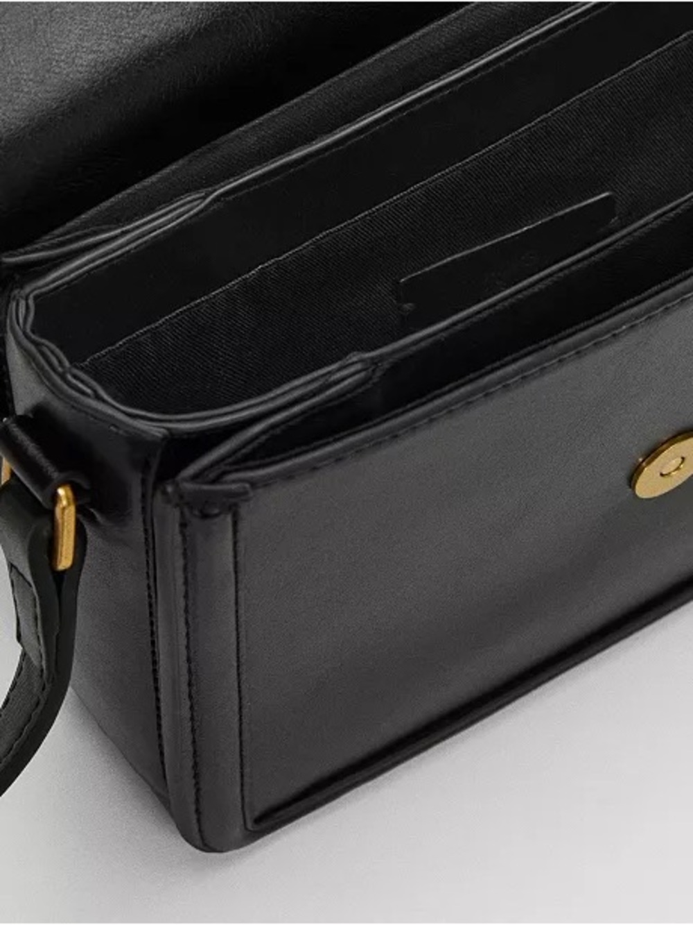 MANGO Rectangle Piece Classic Black Leather Crossbody Bag with Gold Accent NWOT - Picture 4 of 12